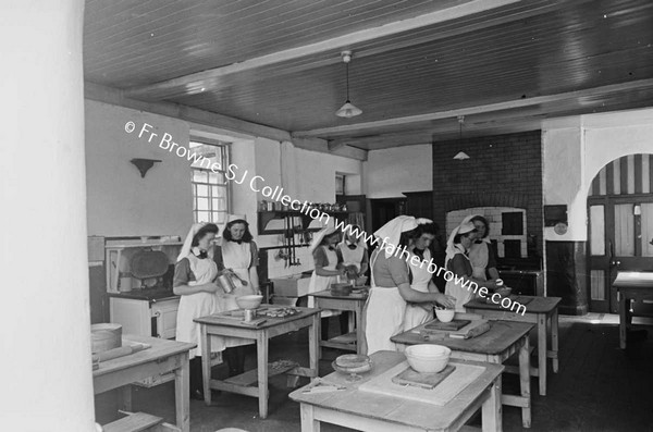 PRESENTATION CONVENT  COOKERY CLASS